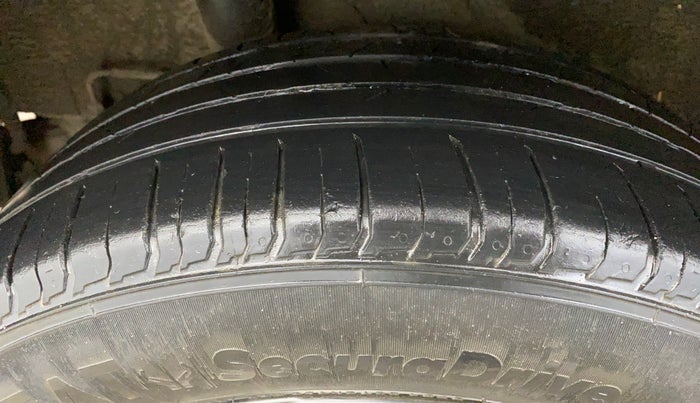 2019 Hyundai VENUE SX PLUS 1.0 TURBO DCT, Petrol, Automatic, 99,037 km, Right Rear Tyre Tread