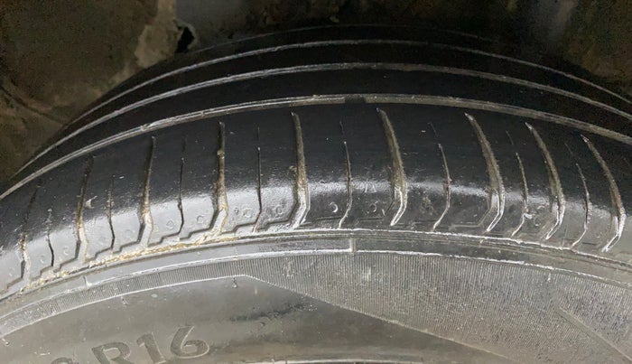 2019 Hyundai VENUE SX PLUS 1.0 TURBO DCT, Petrol, Automatic, 99,037 km, Left Rear Tyre Tread