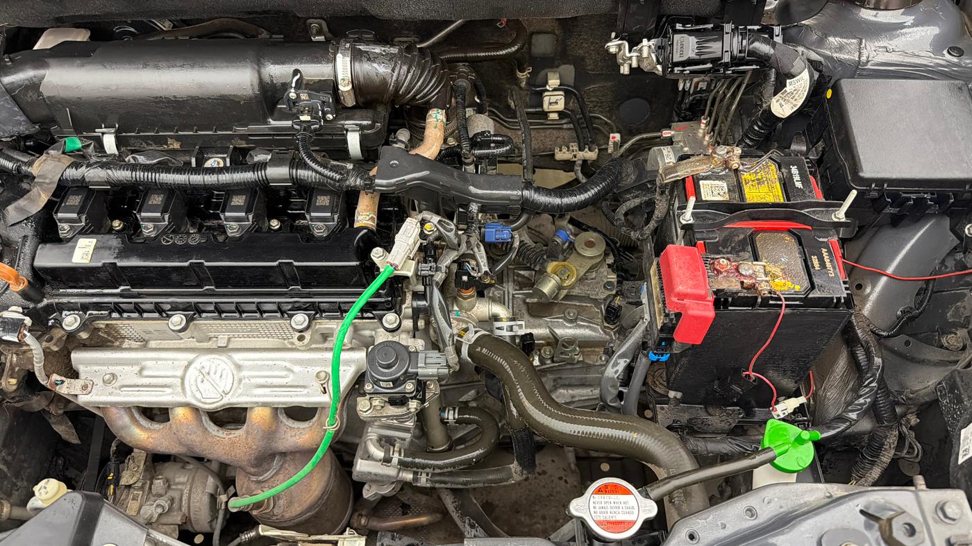 2024 Maruti Swift LXi, Petrol, Manual, 32,220 km, Engine View - Left