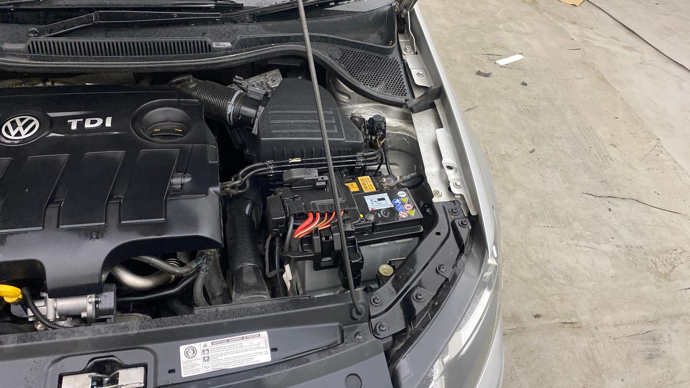 2018 Volkswagen Vento HIGHLINE PLUS 1.5 AT 16 ALLOY, Diesel, Automatic, 89,413 km, Engine View - Left