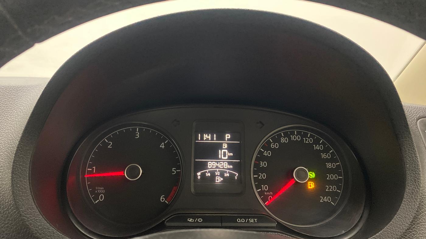 2018 Volkswagen Vento HIGHLINE PLUS 1.5 AT 16 ALLOY, Diesel, Automatic, 89,413 km, Odometer Image