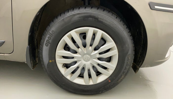2020 Maruti Dzire VXI, Petrol, Manual, 19,844 km, Right Front Wheel