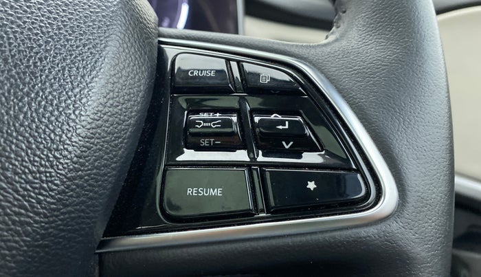 2022 Mahindra XUV700 AX 7 LUXURY P AT 7 STR, Petrol, Automatic, 6,835 km, Adaptive Cruise Control