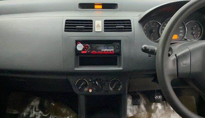 2011 Maruti Swift VXI, Petrol, Manual, 93,751 km, Air Conditioner