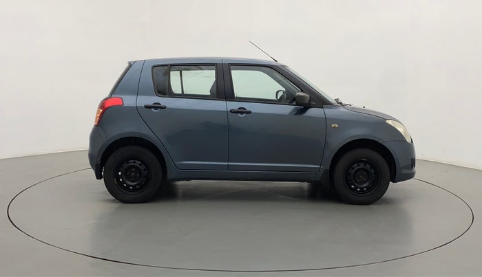 2011 Maruti Swift VXI, Petrol, Manual, 93,751 km, Right Side