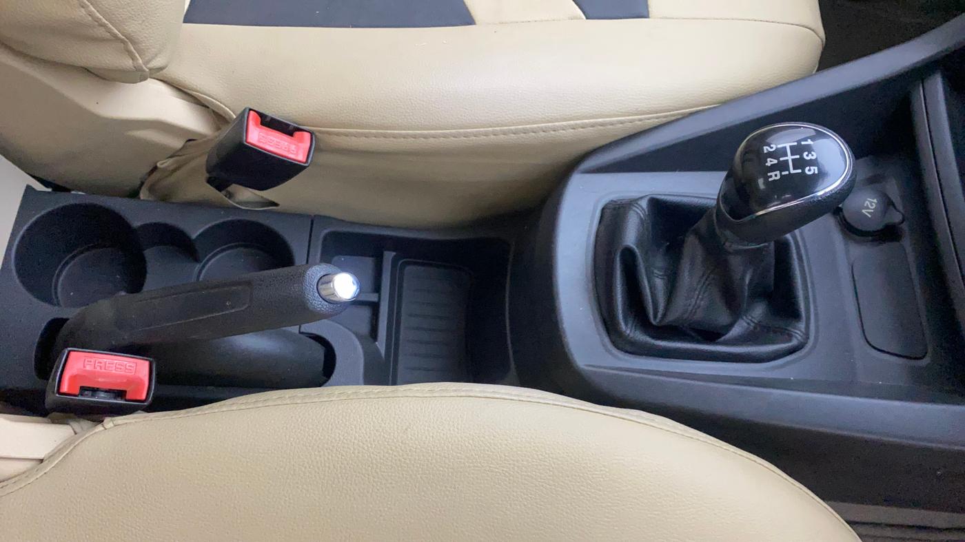 2017 Ford Figo Aspire TITANIUM 1.2 PETROL, Petrol, Manual, 53,916 km, Gear Lever