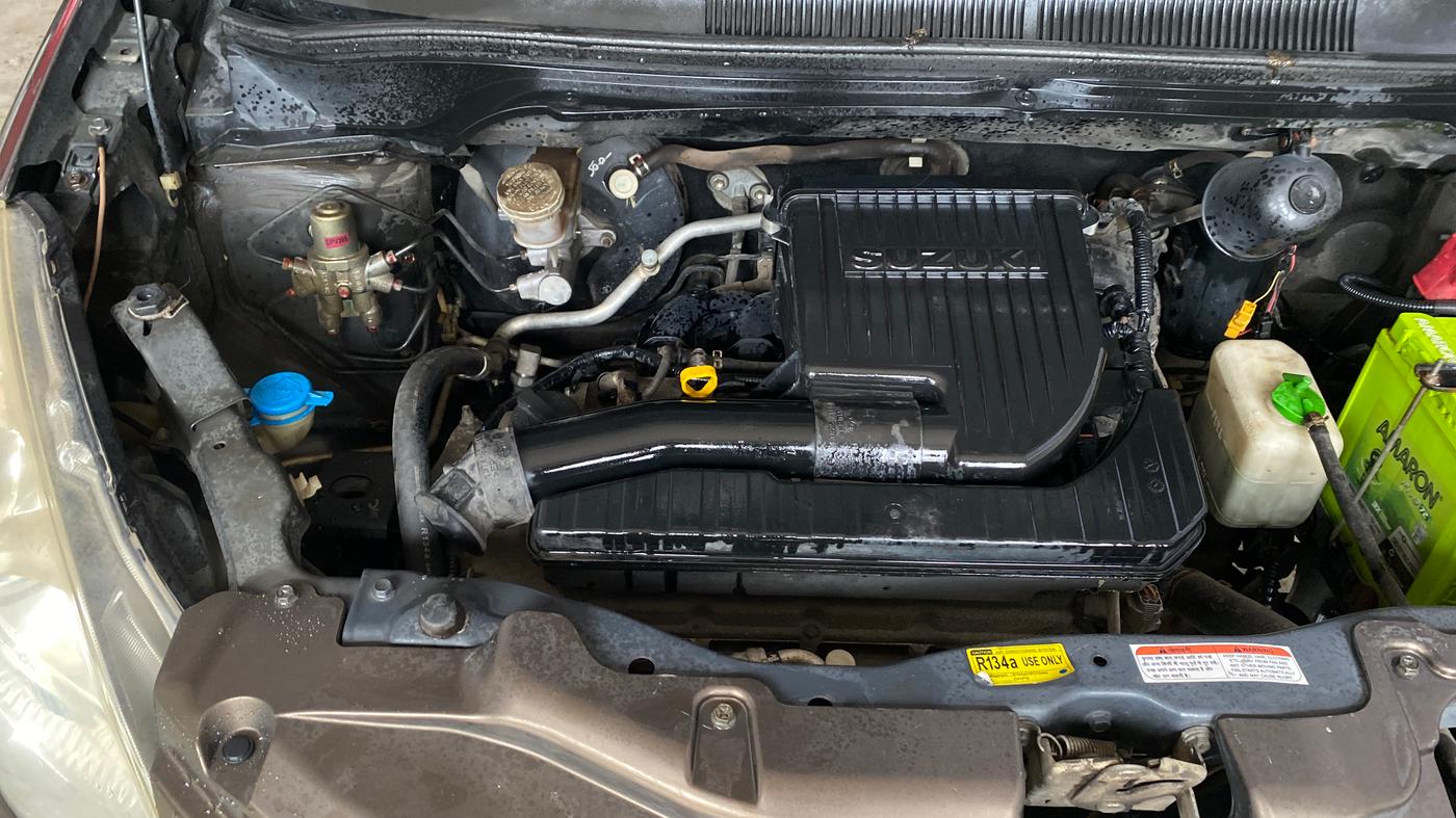 2013 Maruti Ritz VXI, Petrol, Manual, 55,778 km, Engine View - Right
