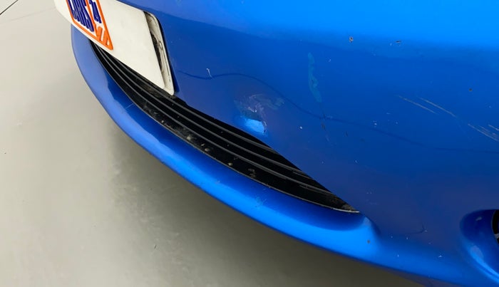 2016 Toyota Etios Liva LE PETROL, Petrol, Manual, 1,20,134 km, Front bumper - Slightly dented
