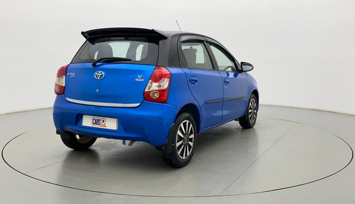 2016 Toyota Etios Liva LE PETROL, Petrol, Manual, 1,20,134 km, Right Back Diagonal