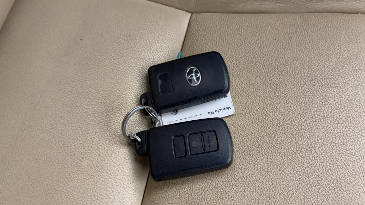 2018 Toyota Corolla Altis VL CVT PETROL, Petrol, Automatic, 61,088 km, Key Close Up