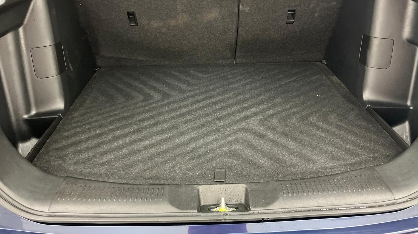 2024 Maruti Grand Vitara SIGMA SMART HYBRID, Petrol, Manual, 17,861 km, Boot Inside