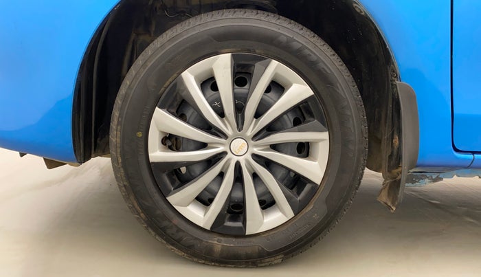 2012 Toyota Etios Liva GD, Diesel, Manual, 64,076 km, Left Front Wheel