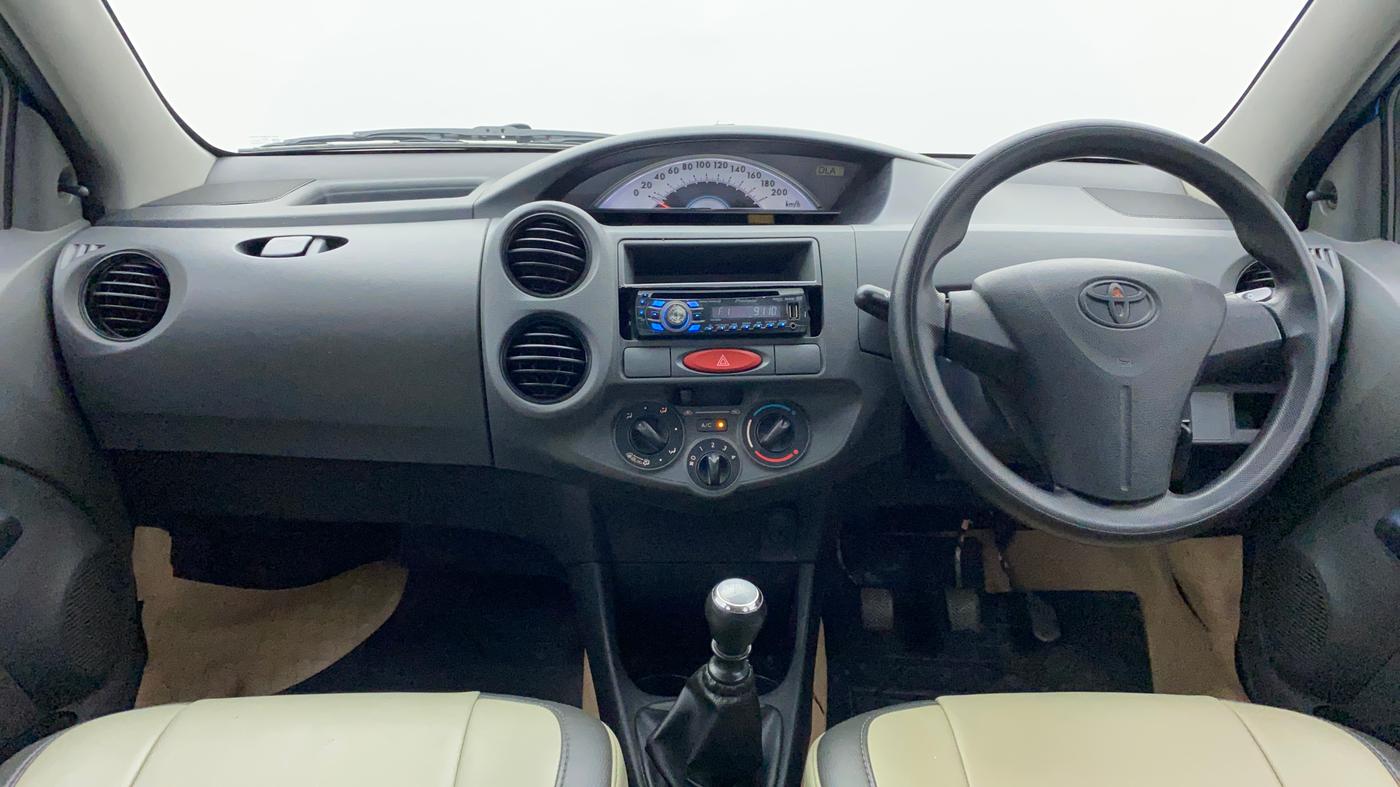 2012 Toyota Etios Liva GD, Diesel, Manual, 64,076 km, Dashboard