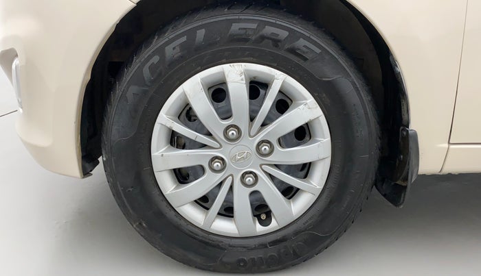 2014 Hyundai i10 SPORTZ 1.1, Petrol, Manual, 27,795 km, Left Front Wheel