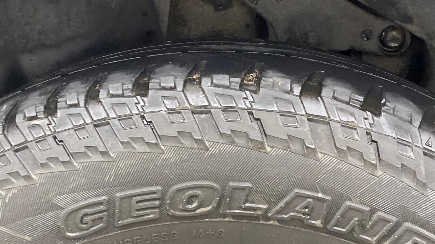 2019 Tata Harrier XZ 2.0L, Diesel, Manual, 99,169 km, Right Rear Tyre Tread
