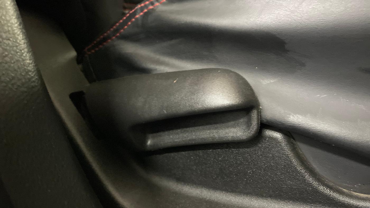 2020 Maruti Vitara Brezza VXI, Petrol, Manual, 29,366 km, Driver Side Adjustment Panel