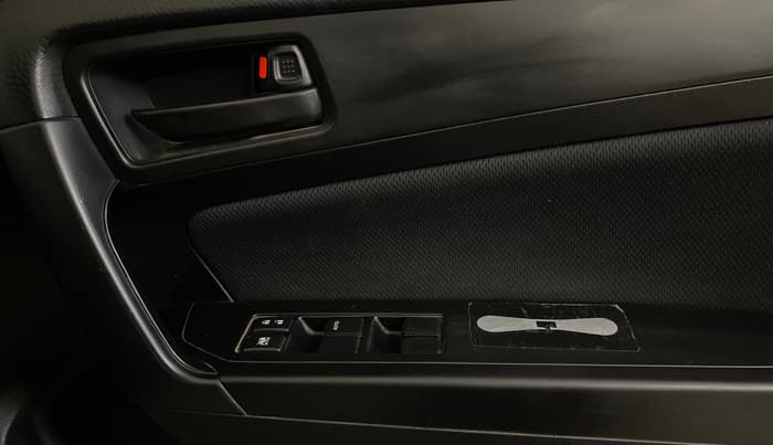 2020 Maruti Vitara Brezza VXI, Petrol, Manual, 29,366 km, Driver Side Door Panels Control