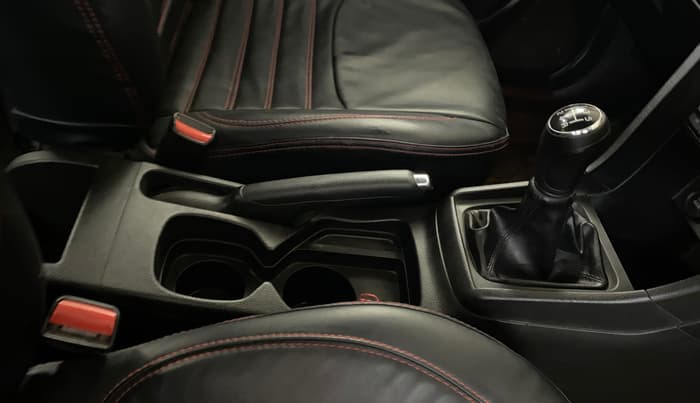 2020 Maruti Vitara Brezza VXI, Petrol, Manual, 29,366 km, Gear Lever
