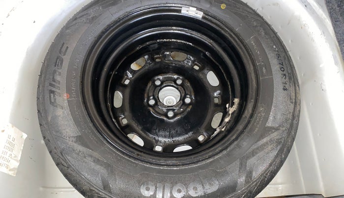 2016 Volkswagen Polo COMFORTLINE 1.2L, Petrol, Manual, 61,596 km, Spare Tyre