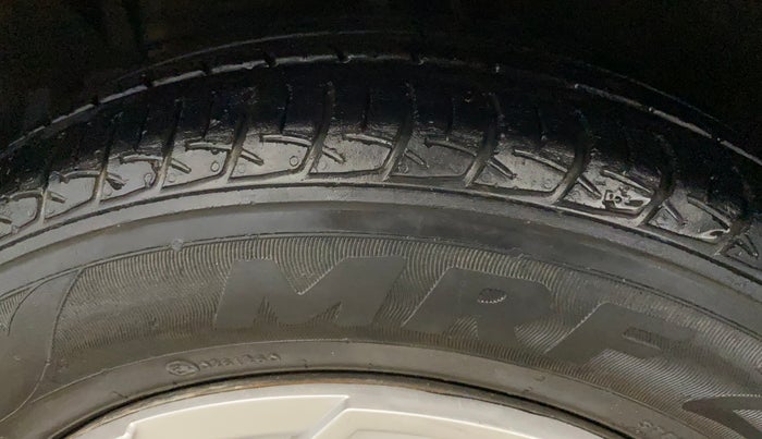 2019 Maruti Ciaz SIGMA 1.5 SHVS MT  PETROL, Petrol, Manual, 86,857 km, Left Front Tyre Tread