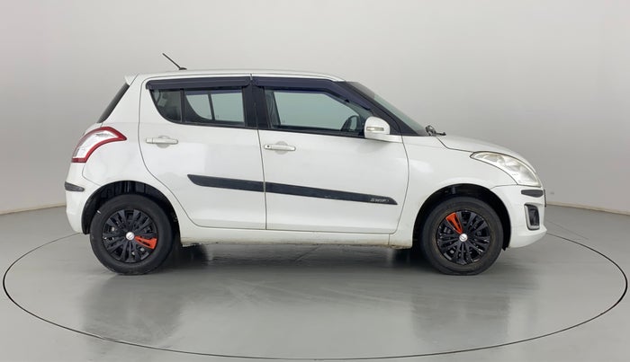 2017 Maruti Swift VXI, CNG, Manual, 47,991 km, Right Side View