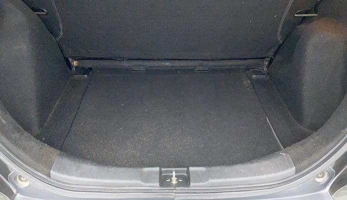 2018 Honda WR-V 1.2 i-VTEC VX MT, Petrol, Manual, 41,863 km, Boot Inside