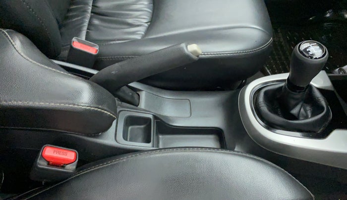 2018 Honda WR-V 1.2 i-VTEC VX MT, Petrol, Manual, 41,863 km, Gear Lever