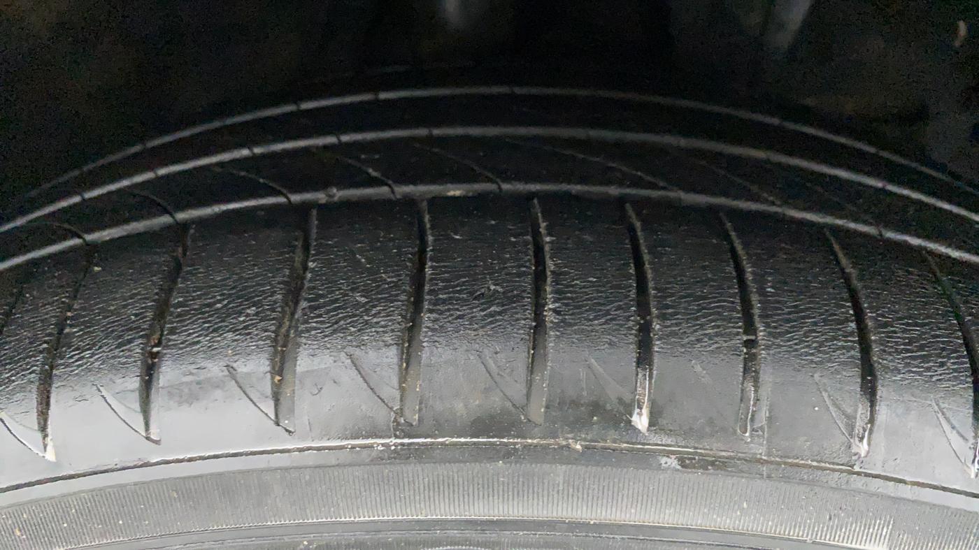 2018 Honda WR-V 1.2 i-VTEC VX MT, Petrol, Manual, 41,863 km, Right Front Tyre Tread