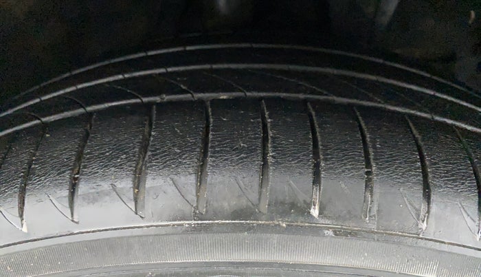 2018 Honda WR-V 1.2 i-VTEC VX MT, Petrol, Manual, 41,863 km, Right Front Tyre Tread