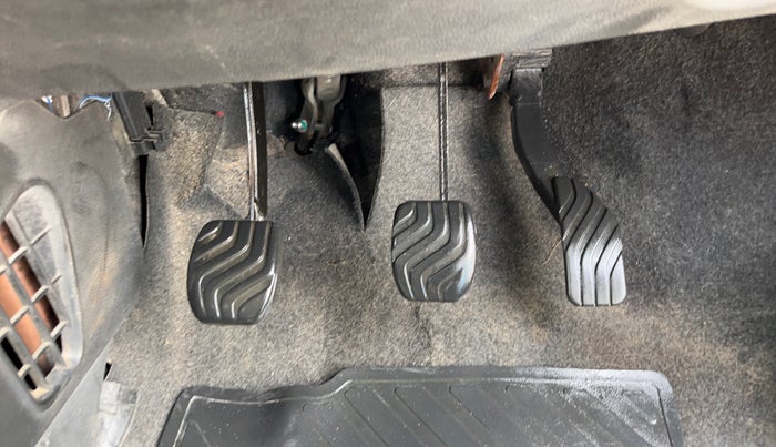2021 Renault Kwid RXL, Petrol, Manual, 54,698 km, Pedals