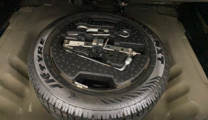 2015 Maruti S Cross ALPHA 1.6, Diesel, Manual, 1,49,991 km, Spare Tyre