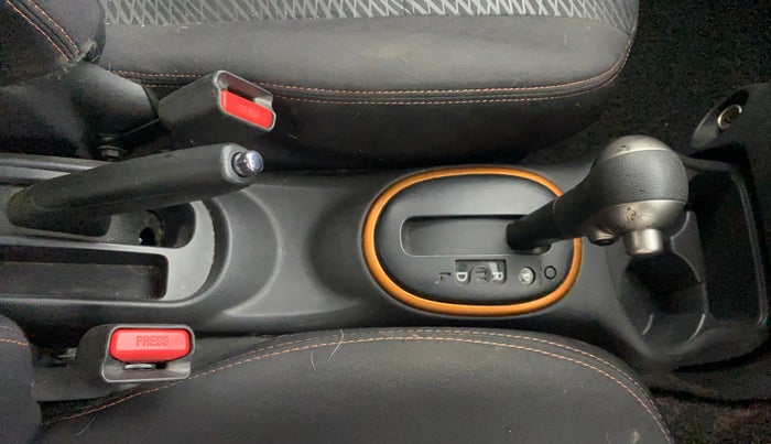 2018 Nissan Micra XL CVT, Petrol, Automatic, 35,227 km, Gear Lever