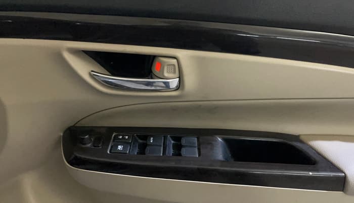 2017 Maruti Ciaz ALPHA 1.4 PETROL, CNG, Manual, 75,352 km, Driver Side Door Panels Control