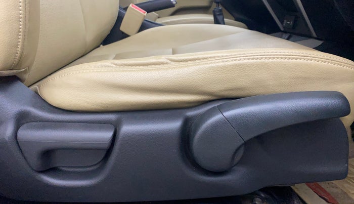 2017 Honda City 1.5L I-DTEC ZX, Diesel, Manual, 81,631 km, Driver Side Adjustment Panel