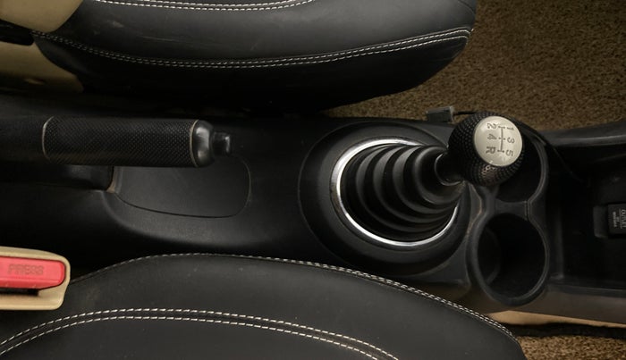 2016 Honda Brio VX MT, Petrol, Manual, 90,438 km, Gear Lever