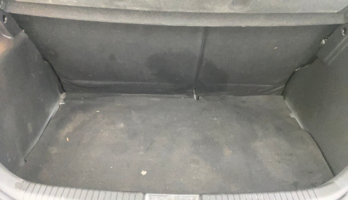 2012 Hyundai i20 SPORTZ 1.2, Petrol, Manual, 31,312 km, Boot Inside