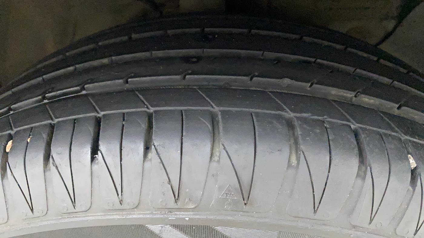 2018 Hyundai Creta E PLUS 1.6 PETROL, Petrol, Manual, 83,563 km, Right Front Tyre Tread