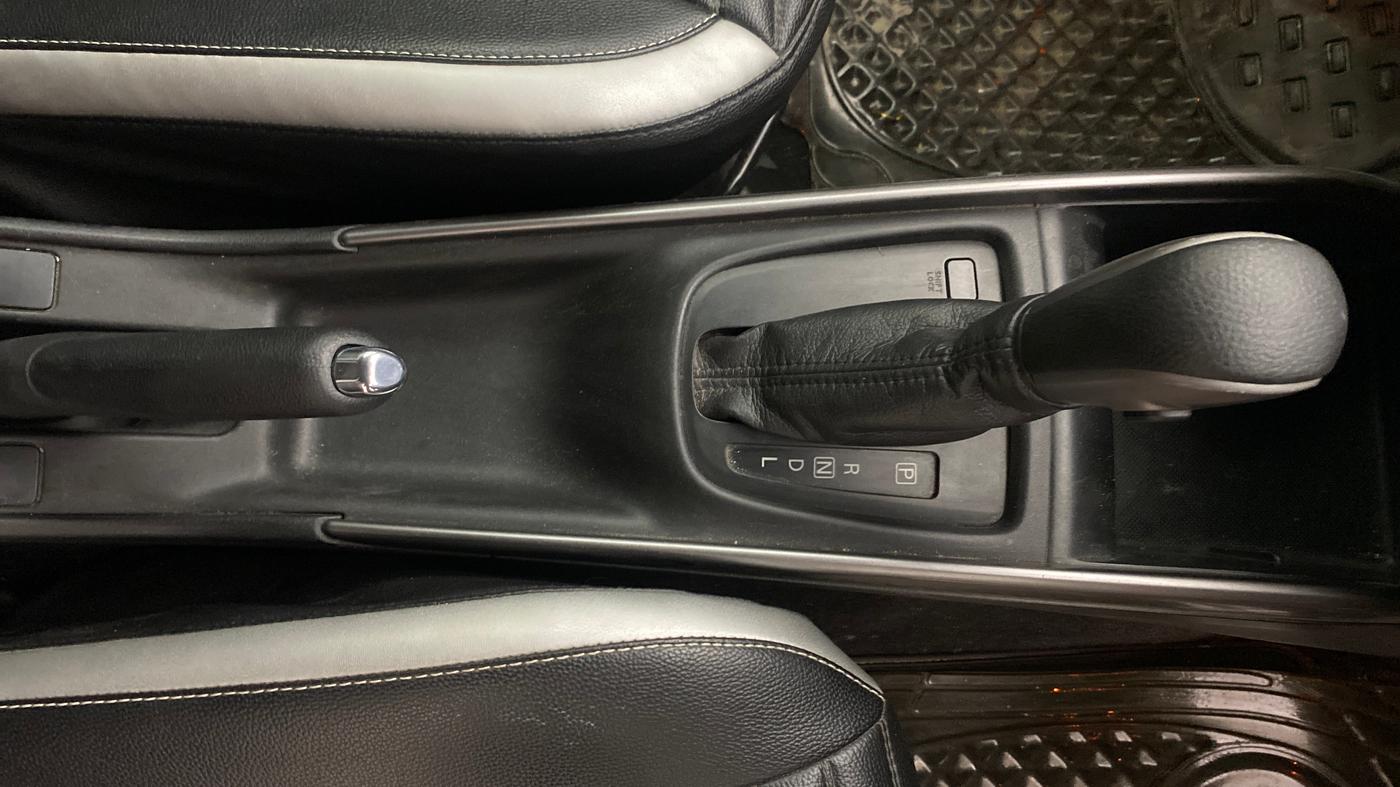 2020 Toyota Glanza V CVT, Petrol, Automatic, 42,083 km, Gear Lever