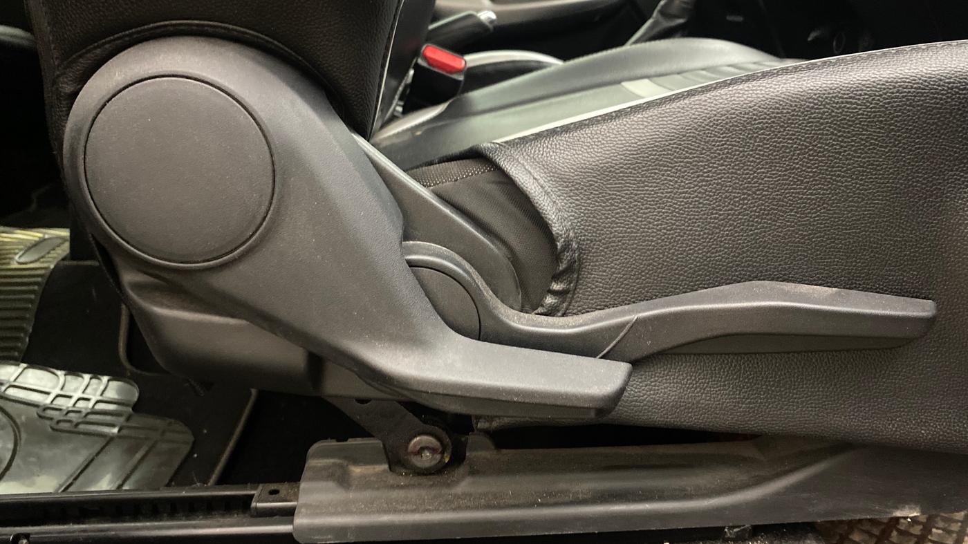 2020 Toyota Glanza V CVT, Petrol, Automatic, 42,083 km, Driver Side Adjustment Panel