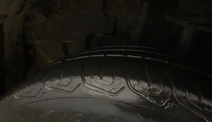 2022 Tata TIGOR XZ PLUS CNG LEATHERETTE PACK, CNG, Manual, 48,712 km, Left Rear Tyre Tread