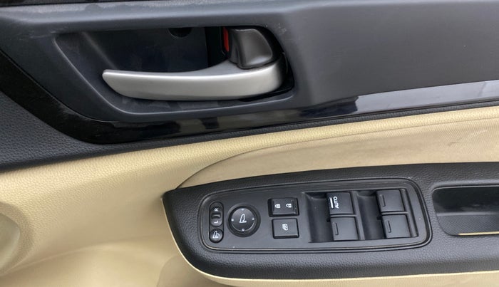 2021 Honda Amaze 1.2L I-VTEC VX CVT, Petrol, Automatic, 39,231 km, Driver Side Door Panels Control