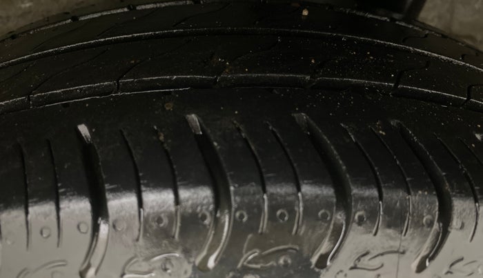 2021 Honda Amaze 1.2L I-VTEC VX CVT, Petrol, Automatic, 39,231 km, Left Rear Tyre Tread