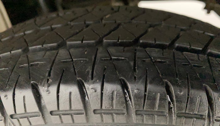 2020 Maruti Alto LXI OPT CNG, CNG, Manual, 84,644 km, Left Rear Tyre Tread