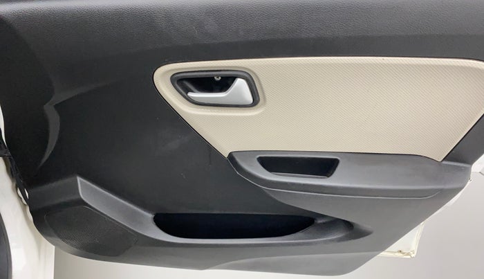 2020 Maruti Alto LXI OPT CNG, CNG, Manual, 84,644 km, Driver Side Door Panels Control