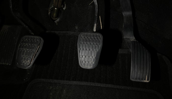 2021 Tata NEXON XM SUNROOF PETROL, Petrol, Manual, 82,040 km, Pedals