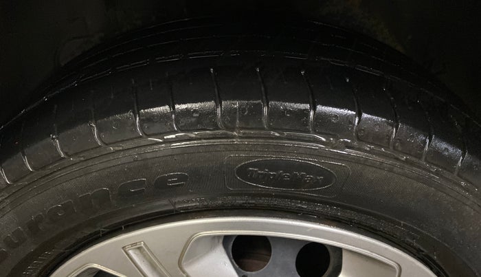 2021 Tata NEXON XM SUNROOF PETROL, Petrol, Manual, 82,040 km, Left Front Tyre Tread