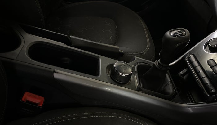 2021 Tata NEXON XM SUNROOF PETROL, Petrol, Manual, 82,040 km, Gear Lever