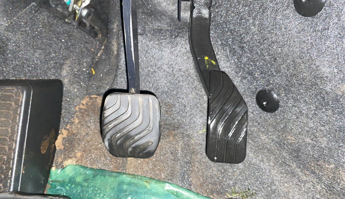 2021 Renault Kiger RXT TURBO CVT, Petrol, Automatic, 25,660 km, Pedals