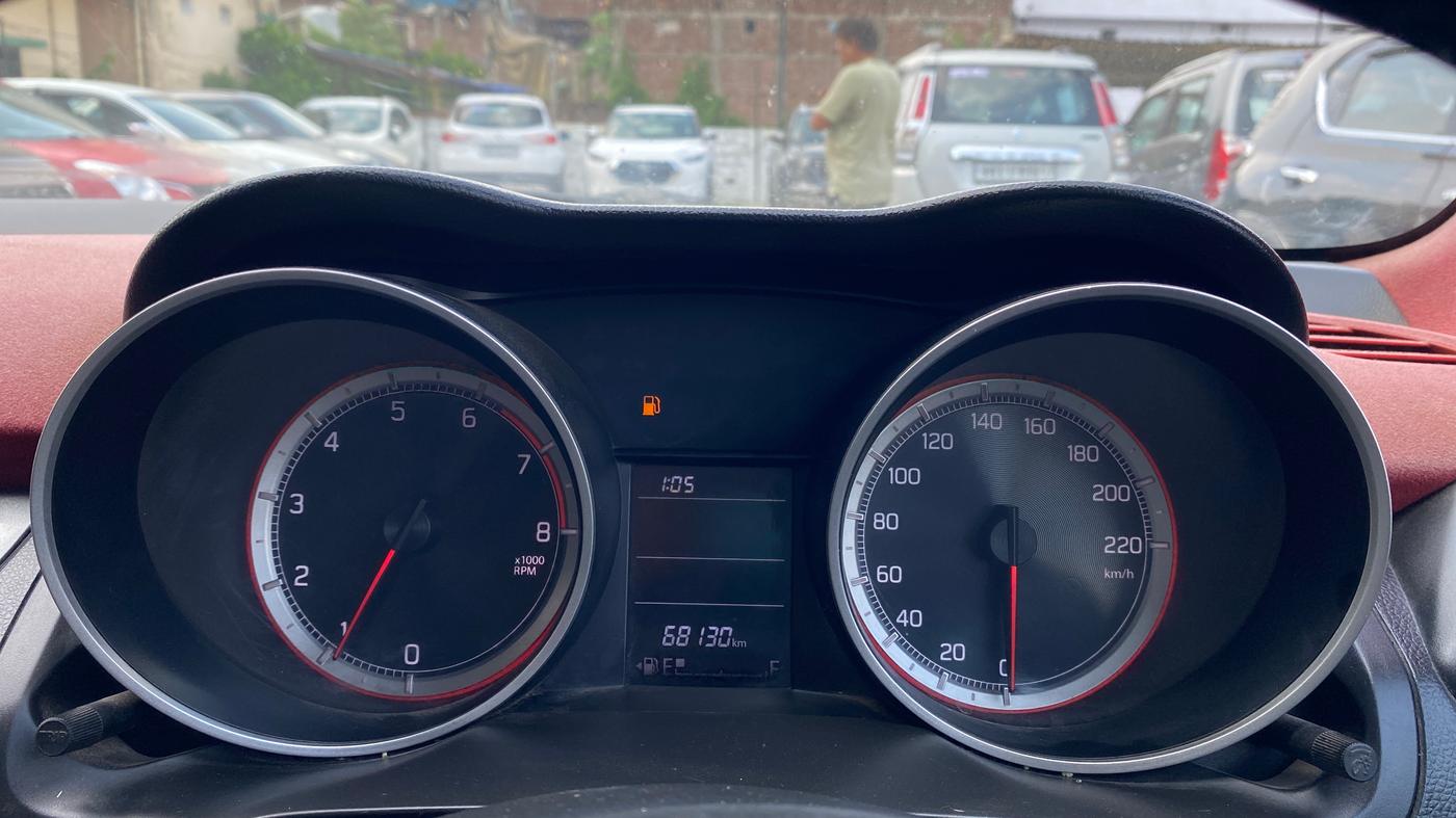 2020 Maruti Swift VXI, Petrol, Manual, 68,128 km, Odometer Image