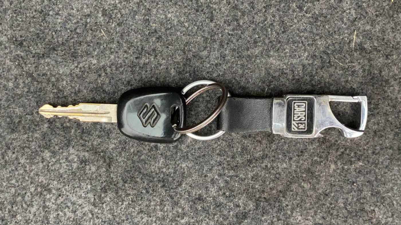 2014 Maruti Alto K10 VXI, Petrol, Manual, 97,579 km, Key Close Up